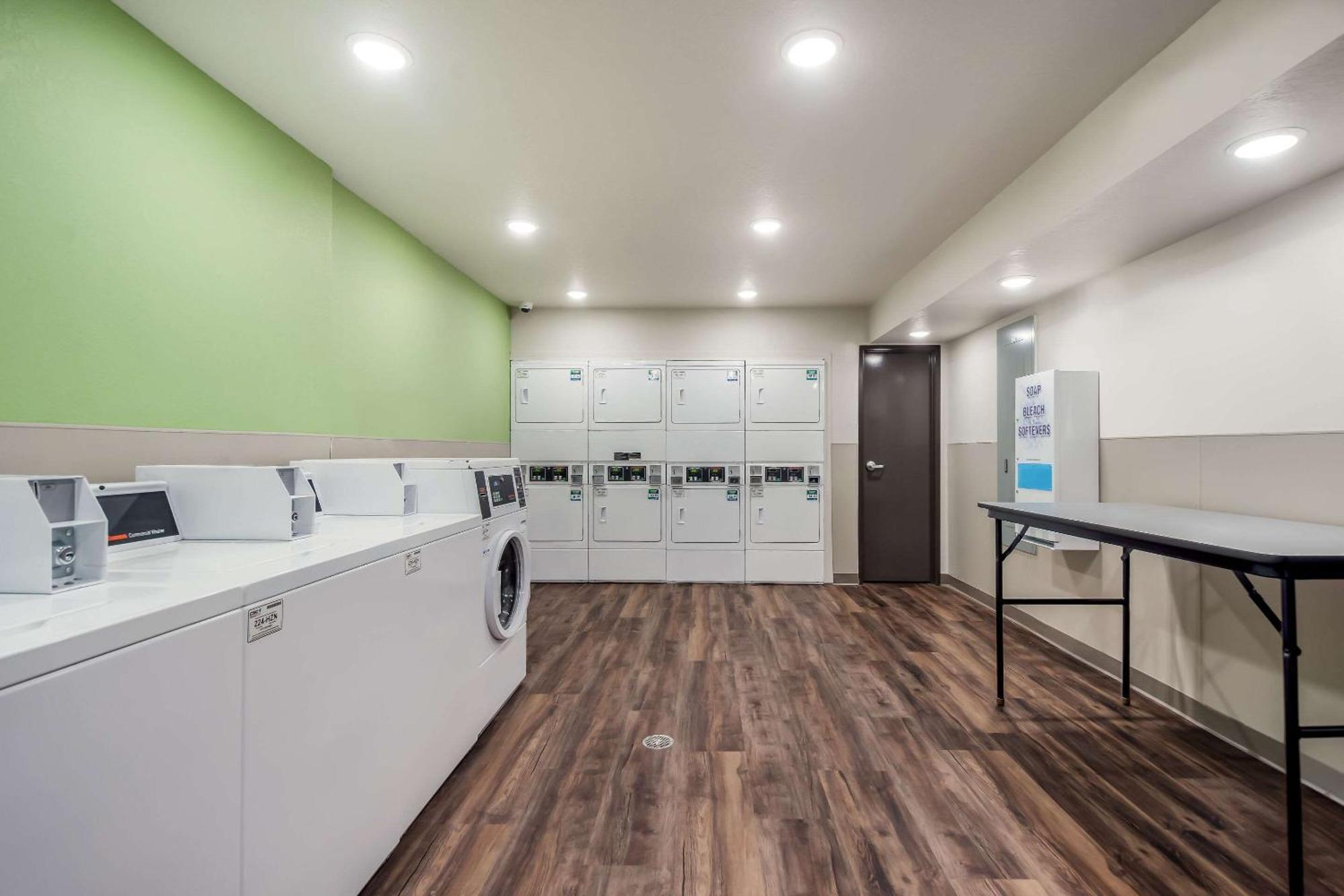 Woodspring Suites Tampa Airport North Veterans Expressway 外观 照片