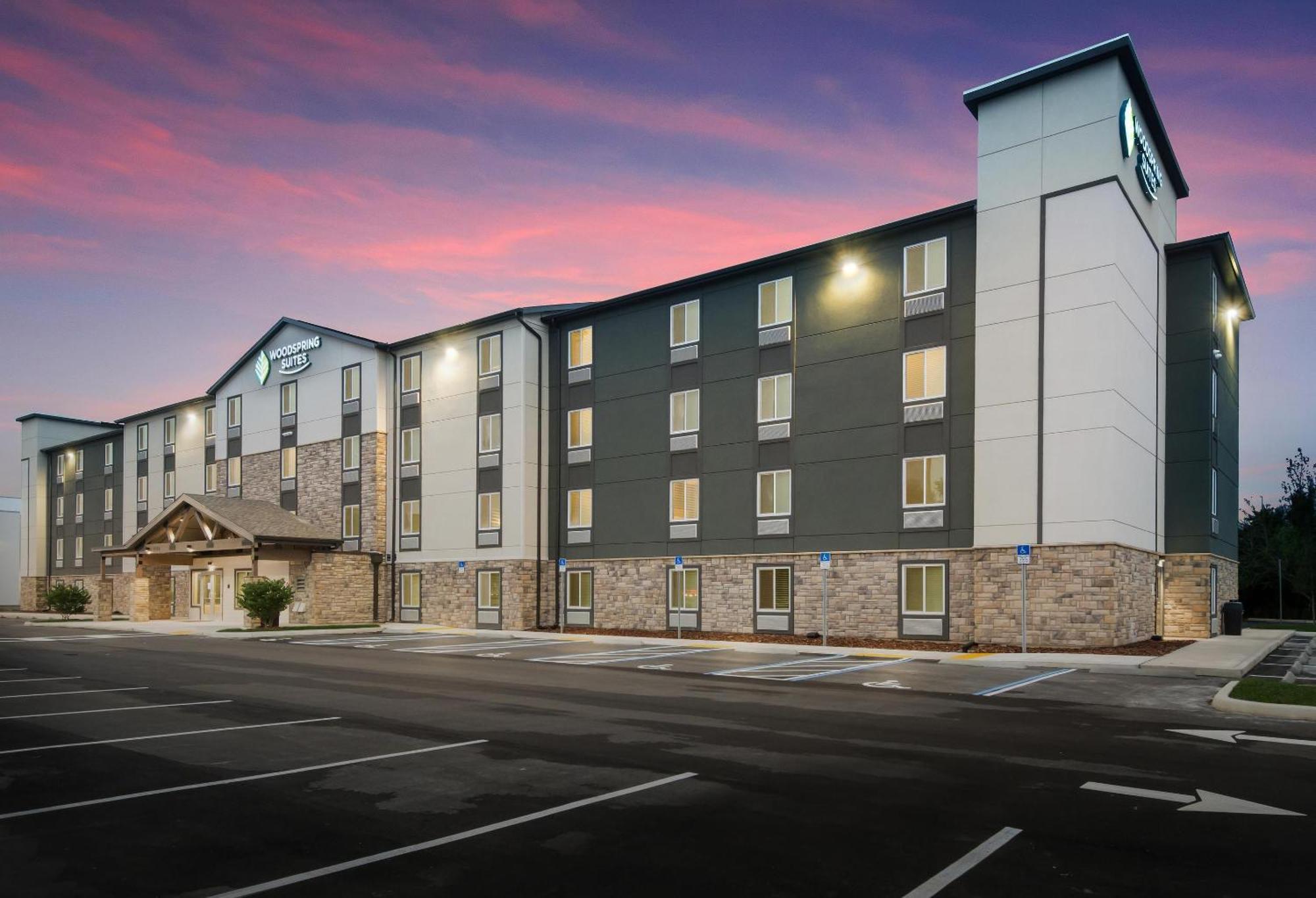 Woodspring Suites Tampa Airport North Veterans Expressway 外观 照片